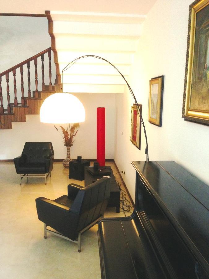 B&B Hollywood Olivadi Εξωτερικό φωτογραφία