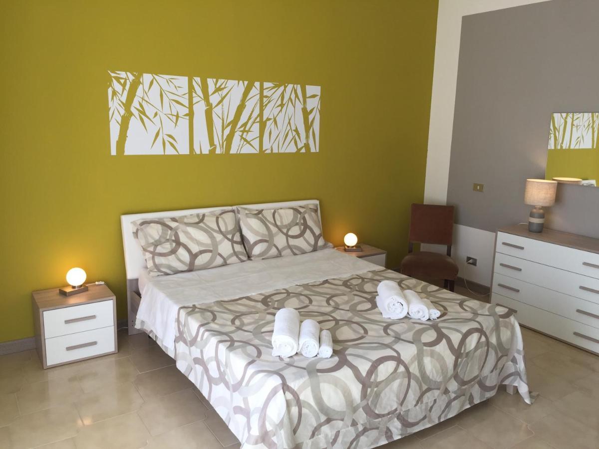 B&B Hollywood Olivadi Εξωτερικό φωτογραφία
